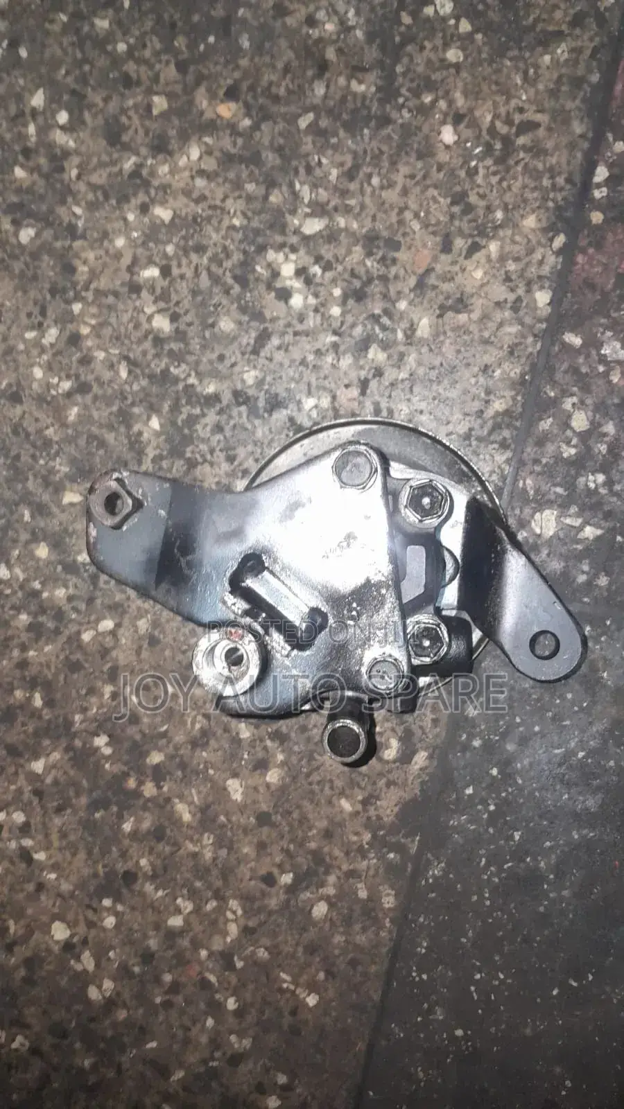 Nissan Hardbody QD32/TD27 Steering Pump