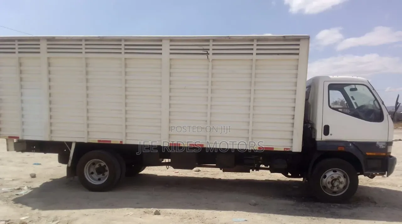 Mitsubishi Canter Fh215 Local 2018