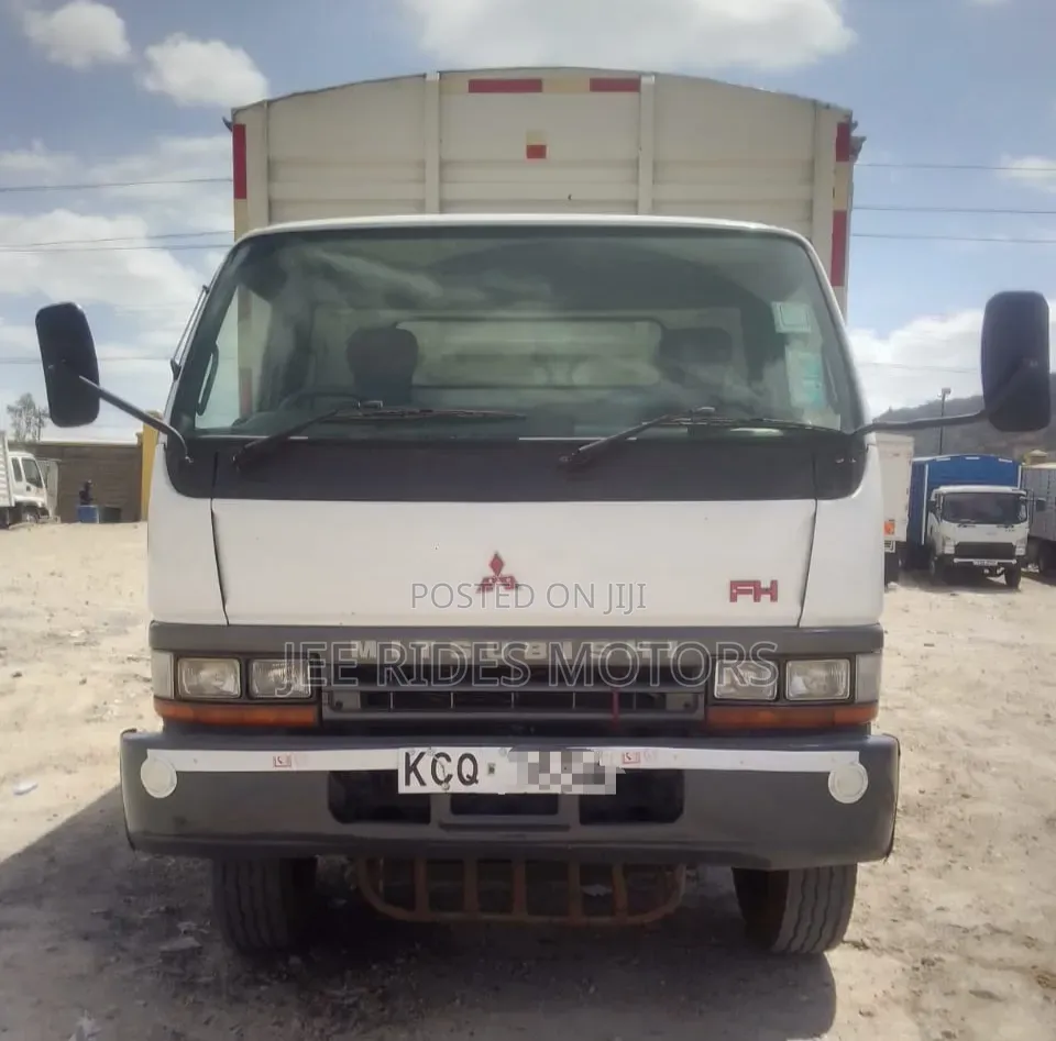 Mitsubishi Canter Fh215 Local 2018