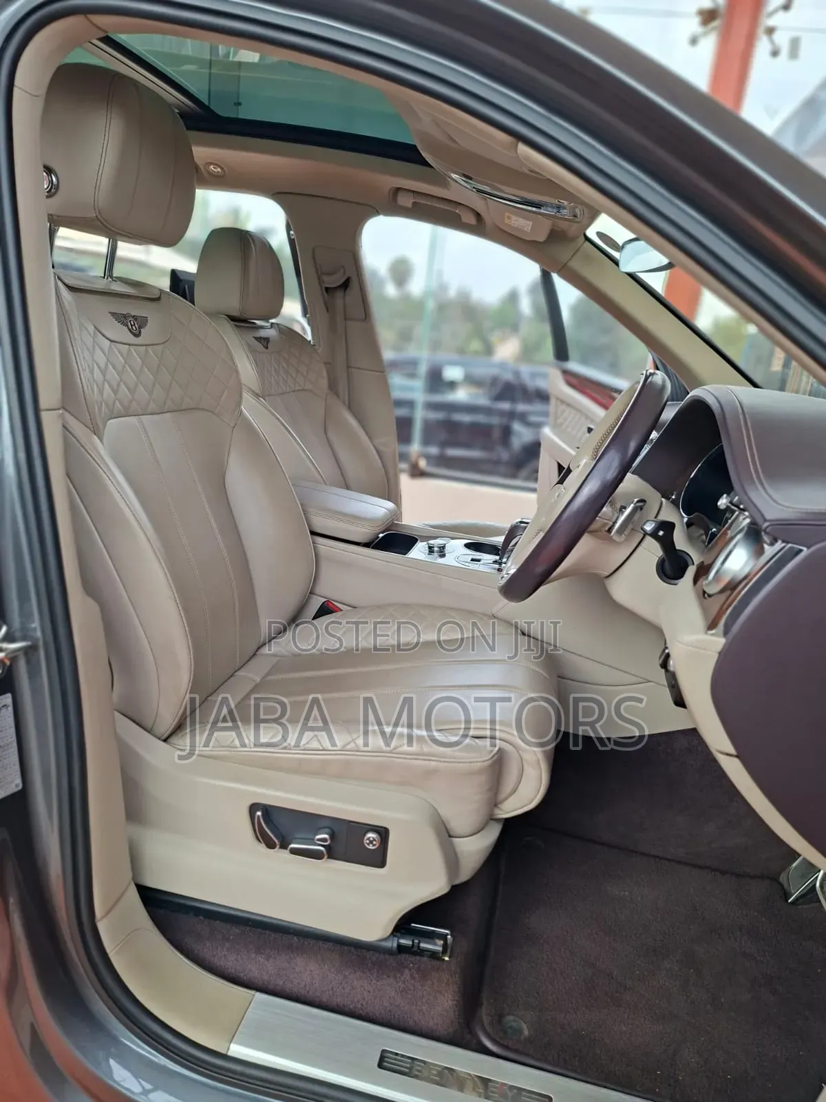 Bentley Bentayga 2018 Gray
