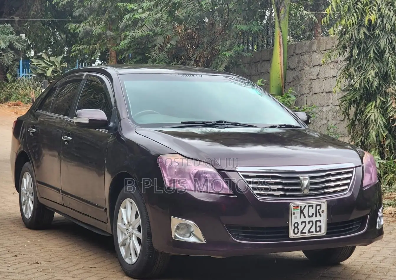 Toyota Premio 2011 Purple