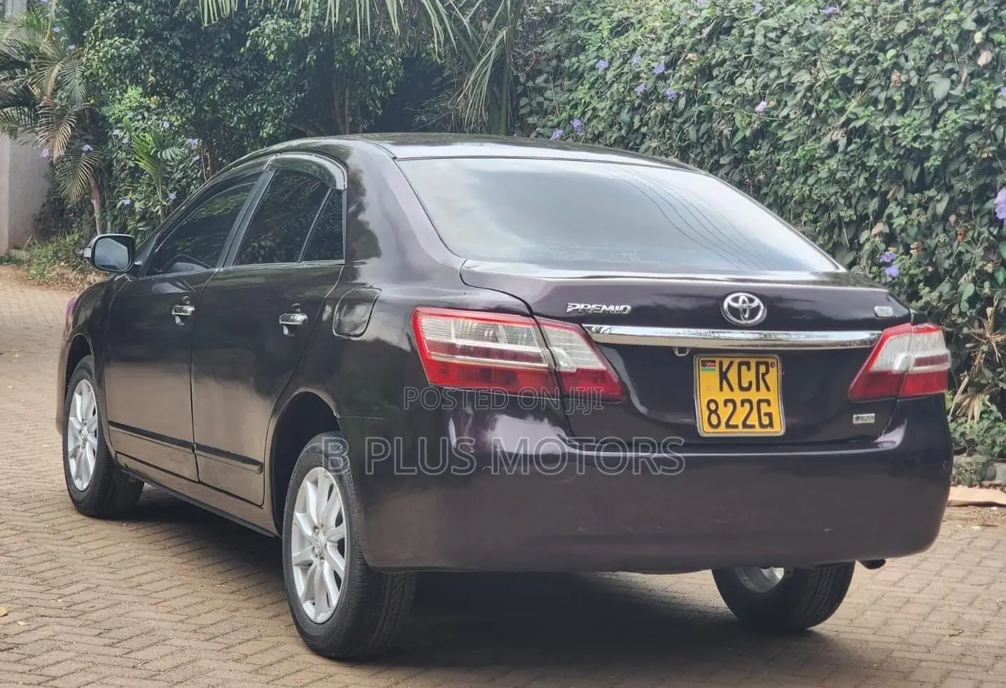 Toyota Premio 2011 Purple