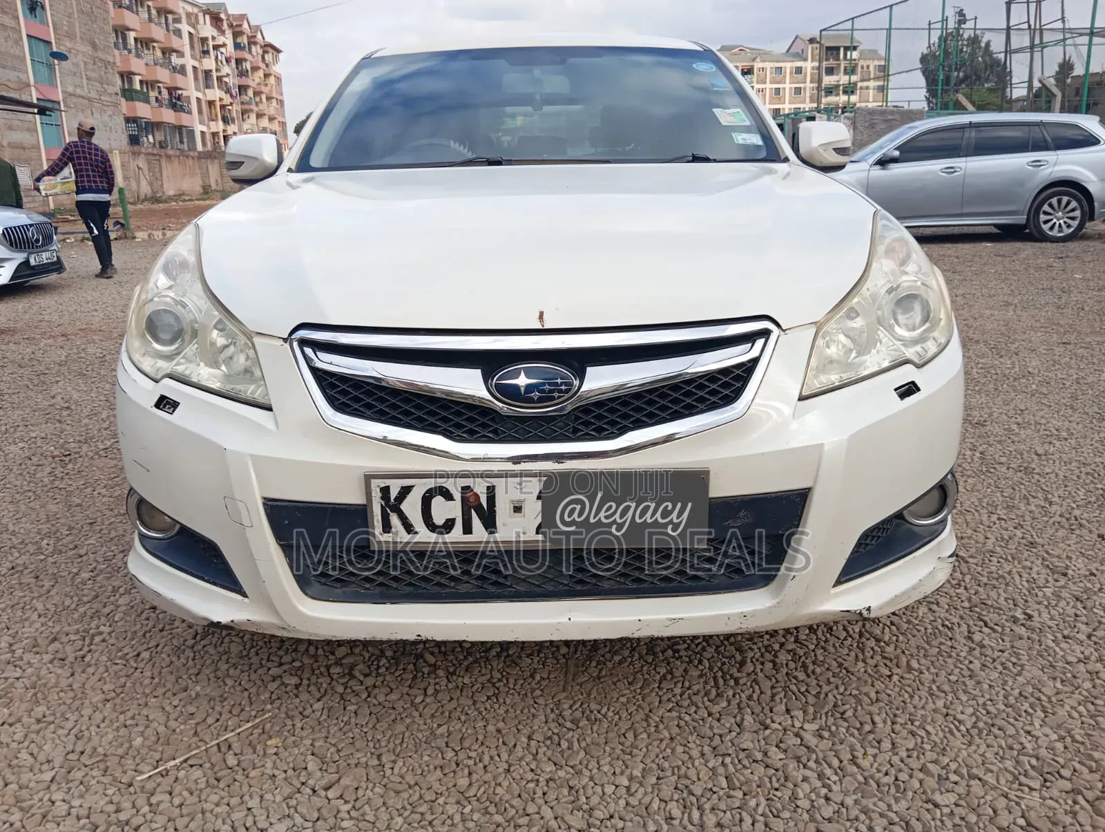 Subaru Legacy 2010 White