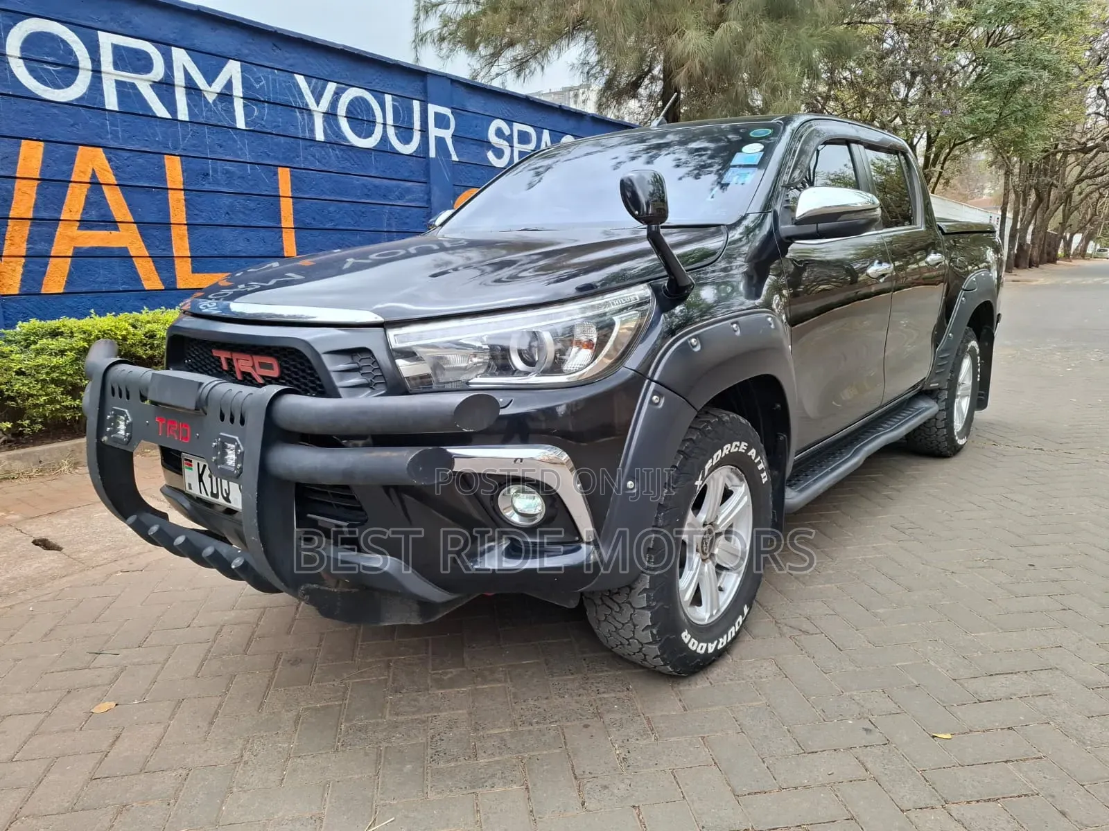 Toyota Hilux Revo Double Cab Deisel 2.4 RWD 2018 Black