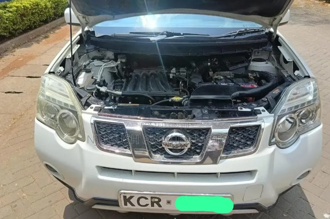 Nissan X-Trail 2011 White