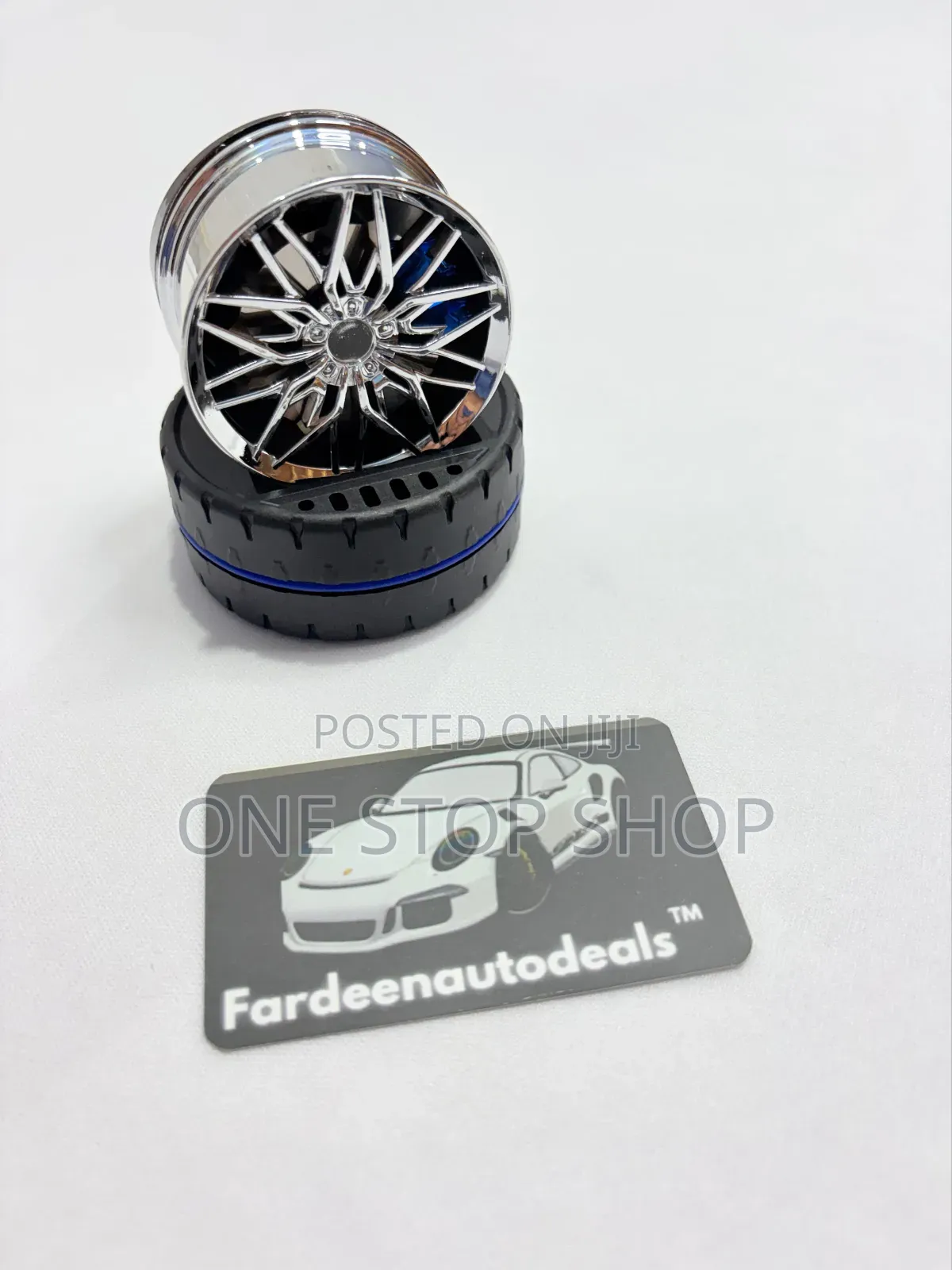 Solar Powered Rotation Miniature Alloy Hub Air Freshener