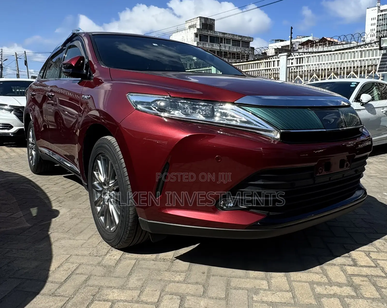 Toyota Harrier 2.5 Hybrid 4WD 2019 Red