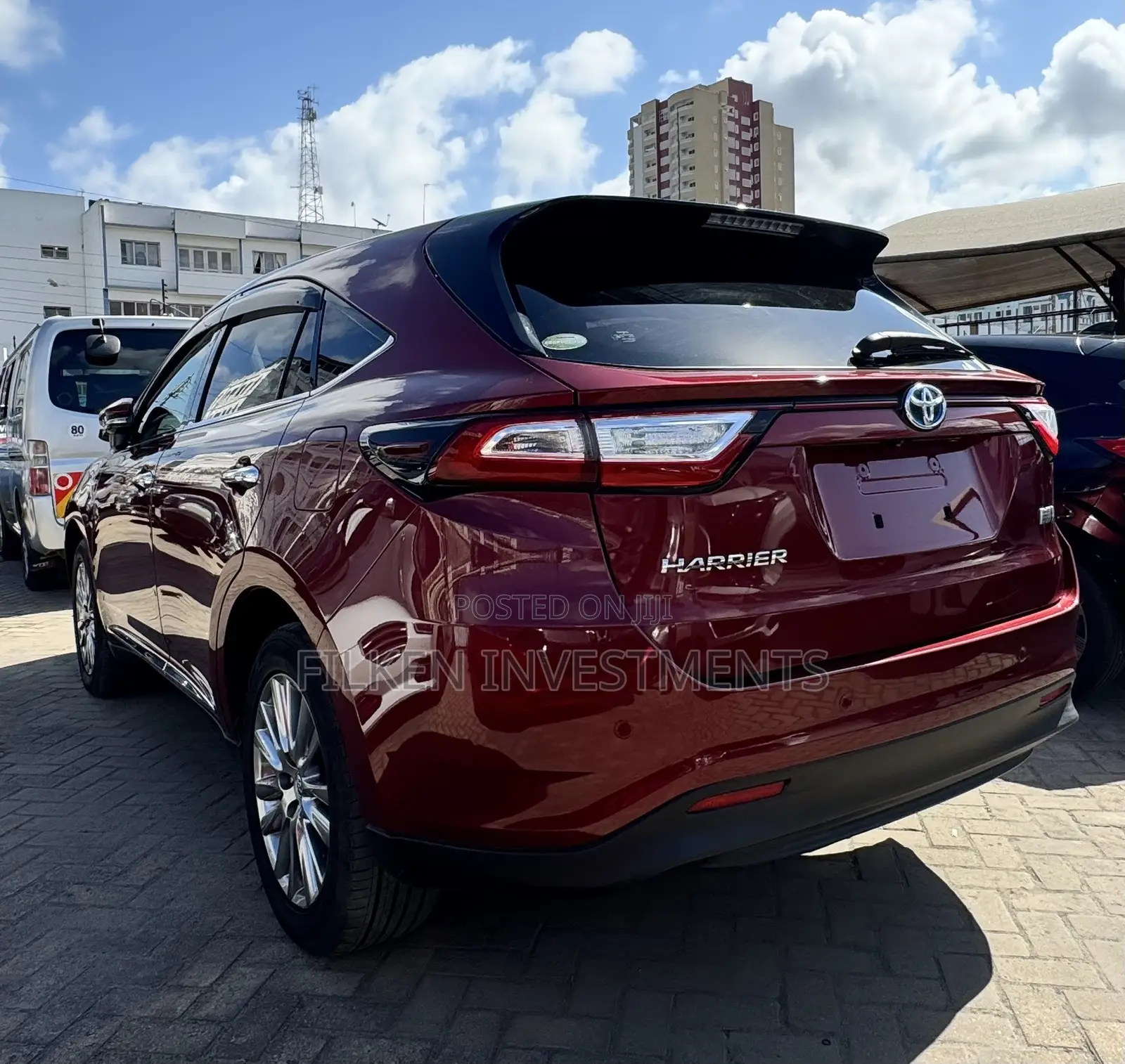 Toyota Harrier 2.5 Hybrid 4WD 2019 Red