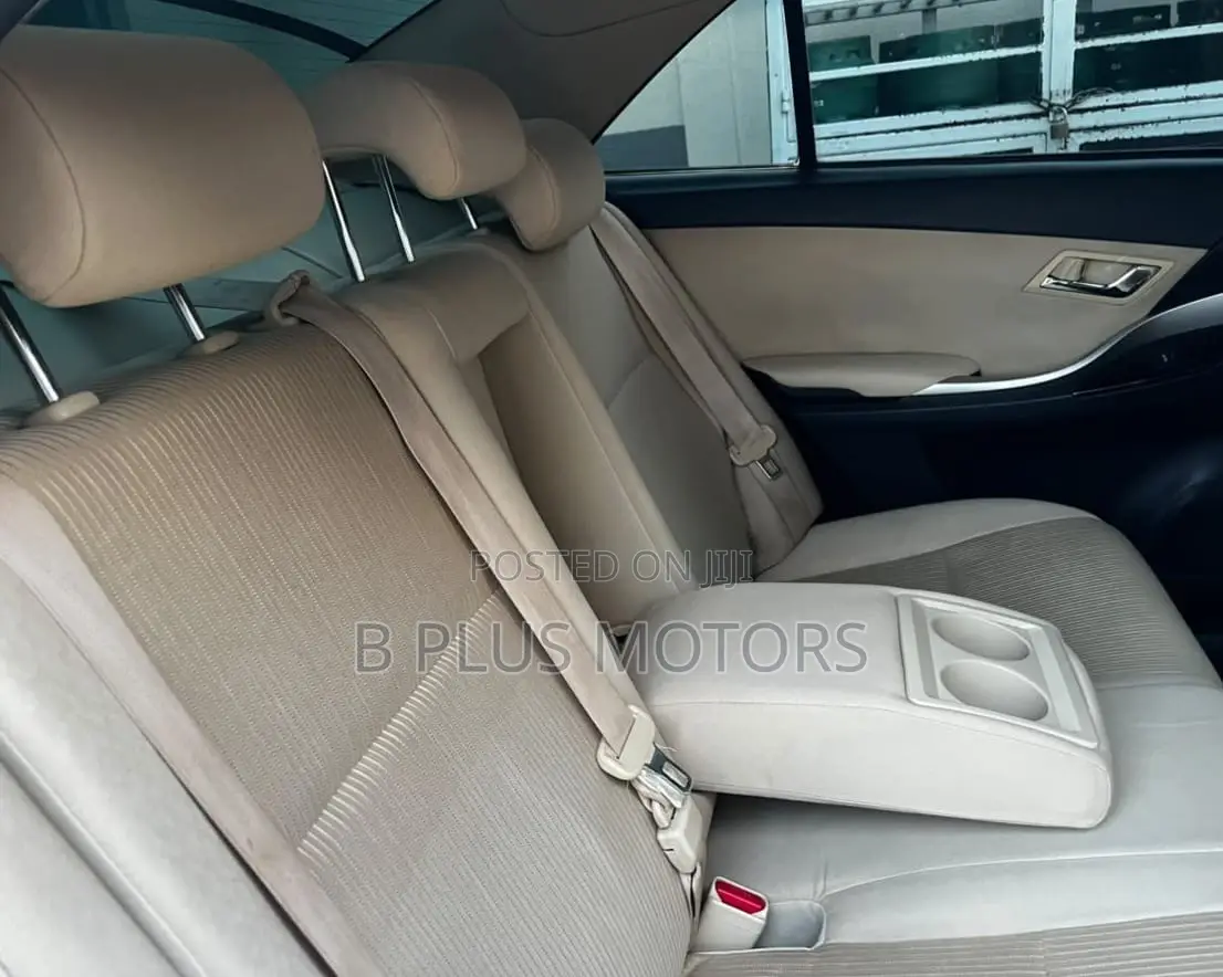 Toyota Premio 2017 White
