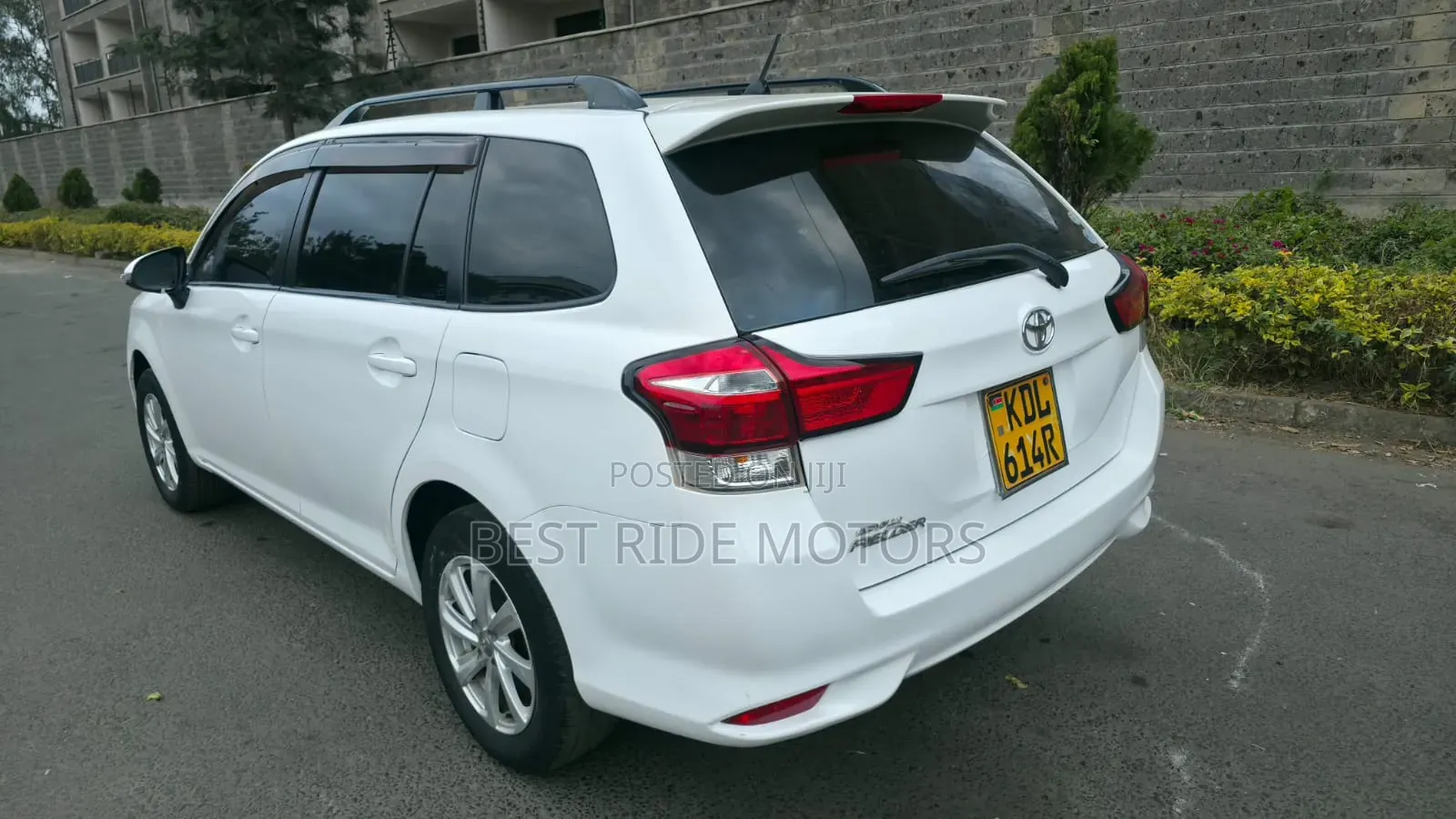 Toyota Corolla Fielder 1.5 Petrol FWD 2016 White