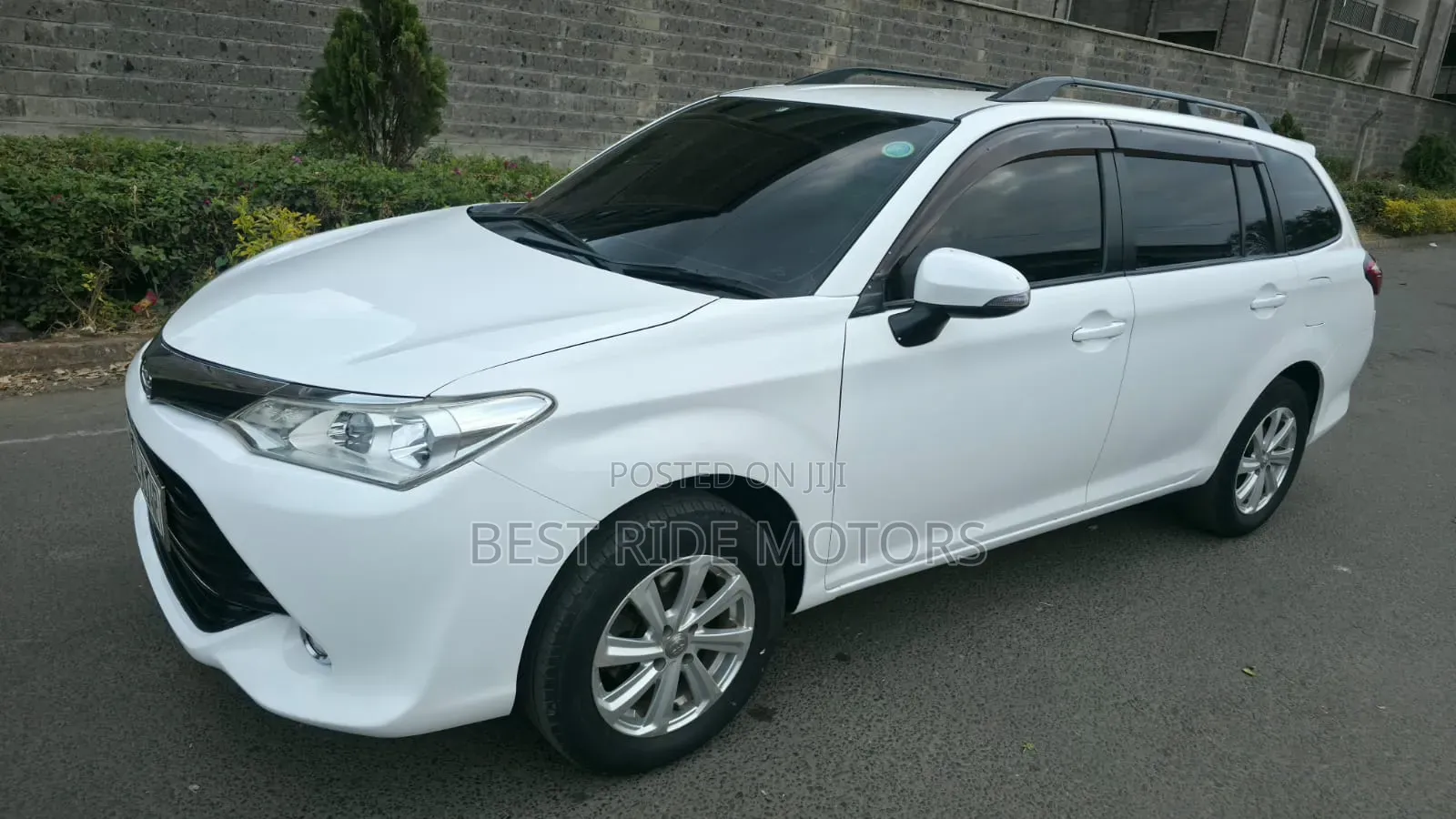 Toyota Corolla Fielder 1.5 Petrol FWD 2016 White