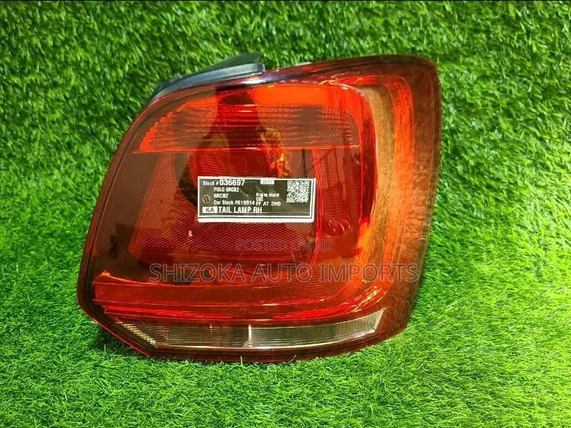 Tail Lamp Rh Volkswagen Polo 2014