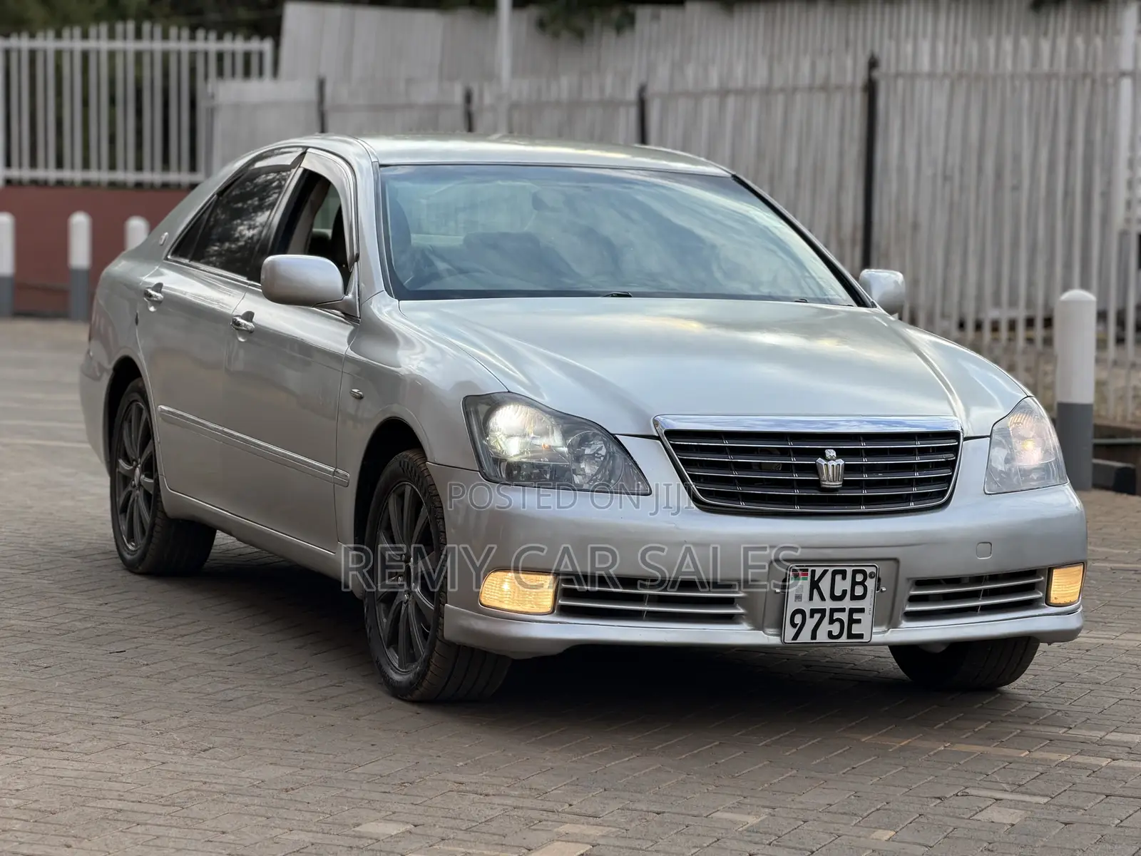 Toyota Crown 2008 Silver