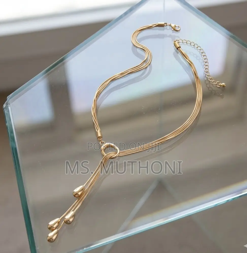 Boxes Gold-Tone Water Drop Pedants Necklace