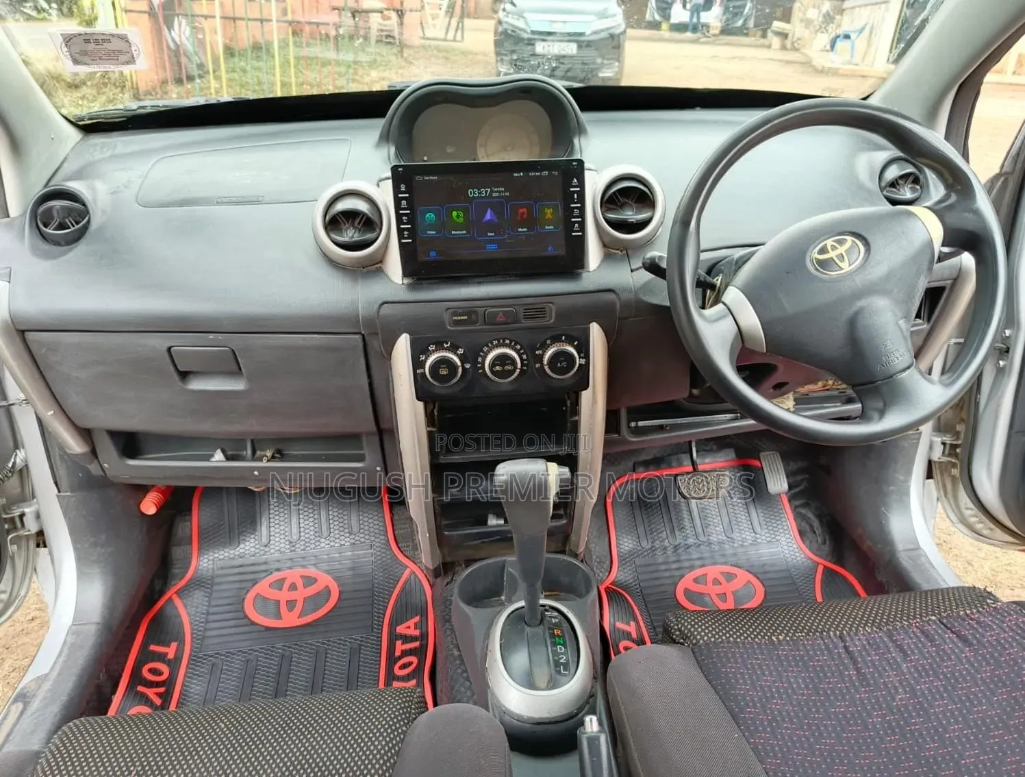 Toyota IST 2004 Silver