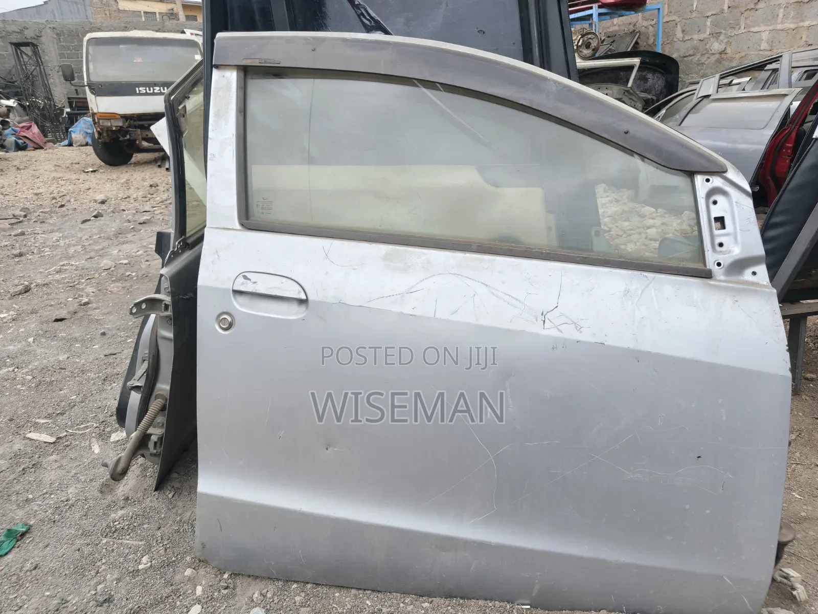 Daihatsu Mira Doors