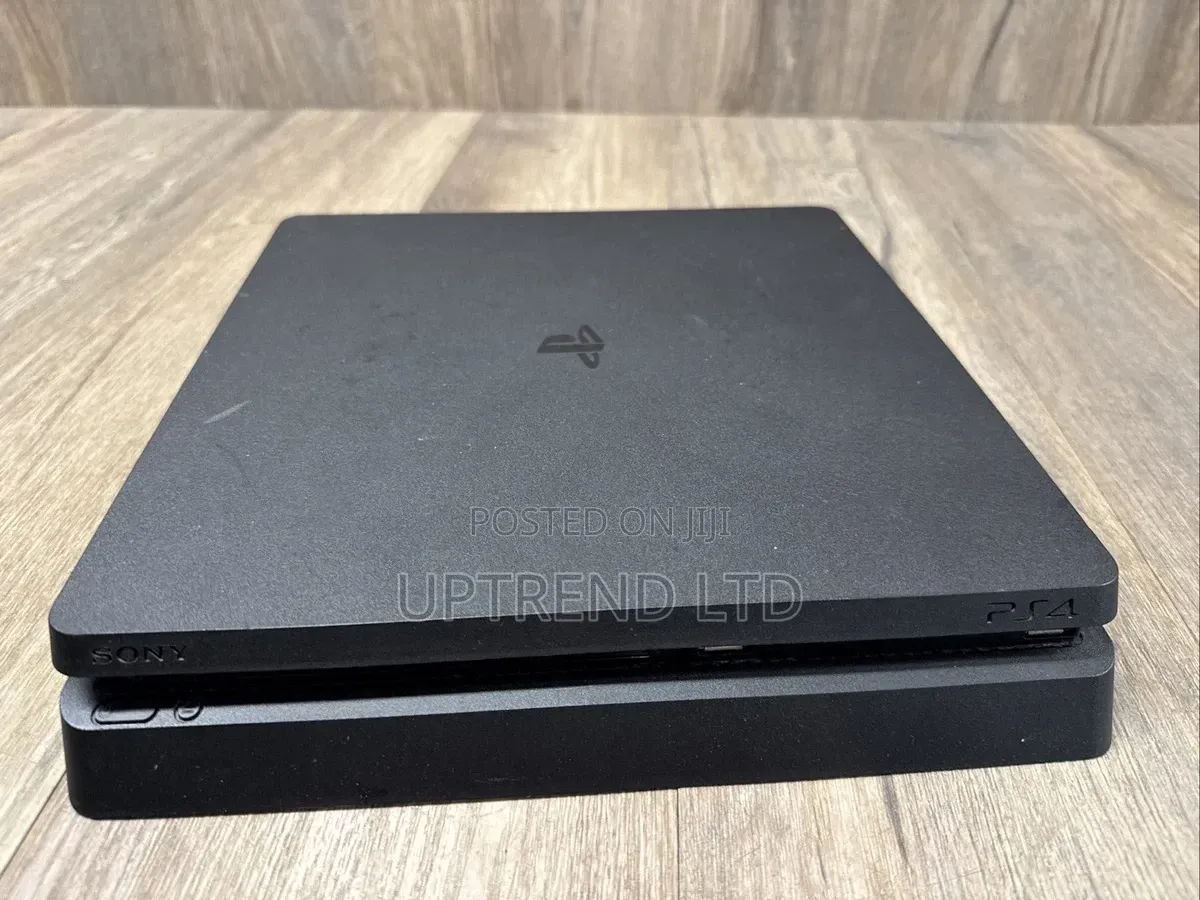 500GB Ps4 Slim , Ex Uk Playstation 4 Slim ,Delivery Available