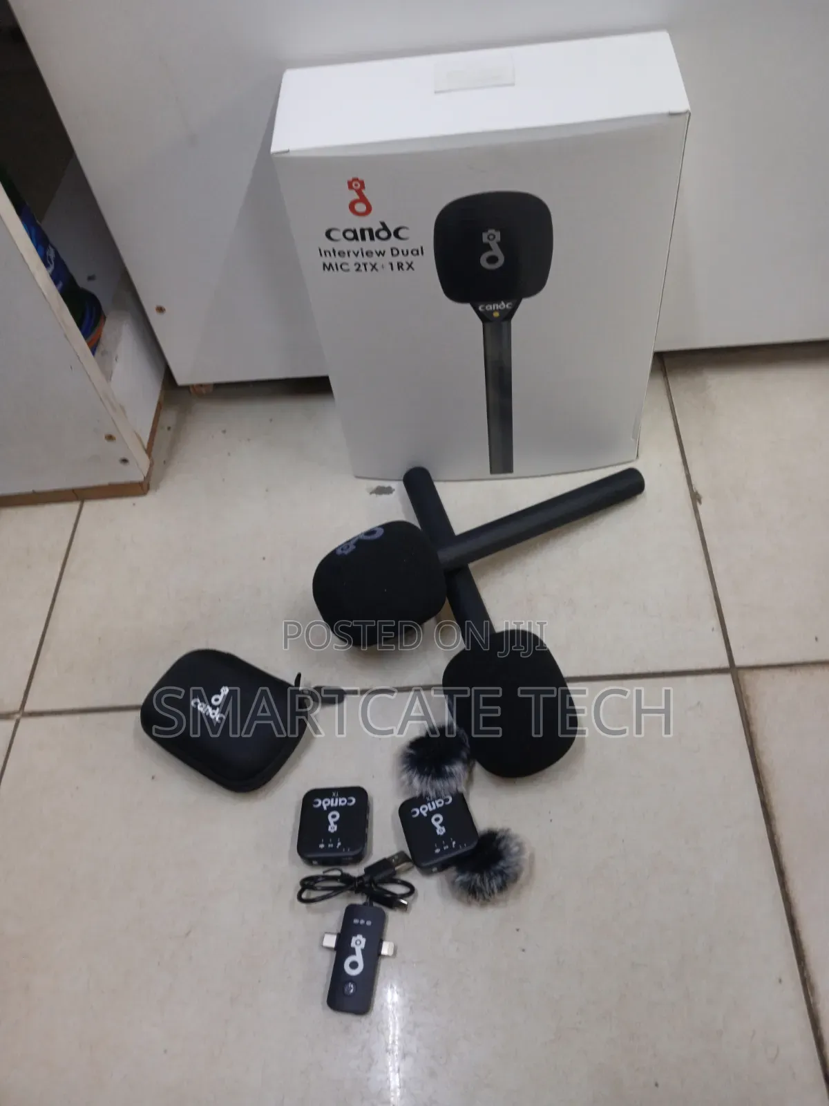 CANDC Wireless Interview Microphone – 2 Mics 1 Receiver