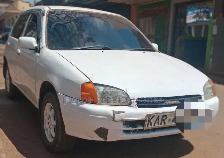 Toyota Starlet 1999 White