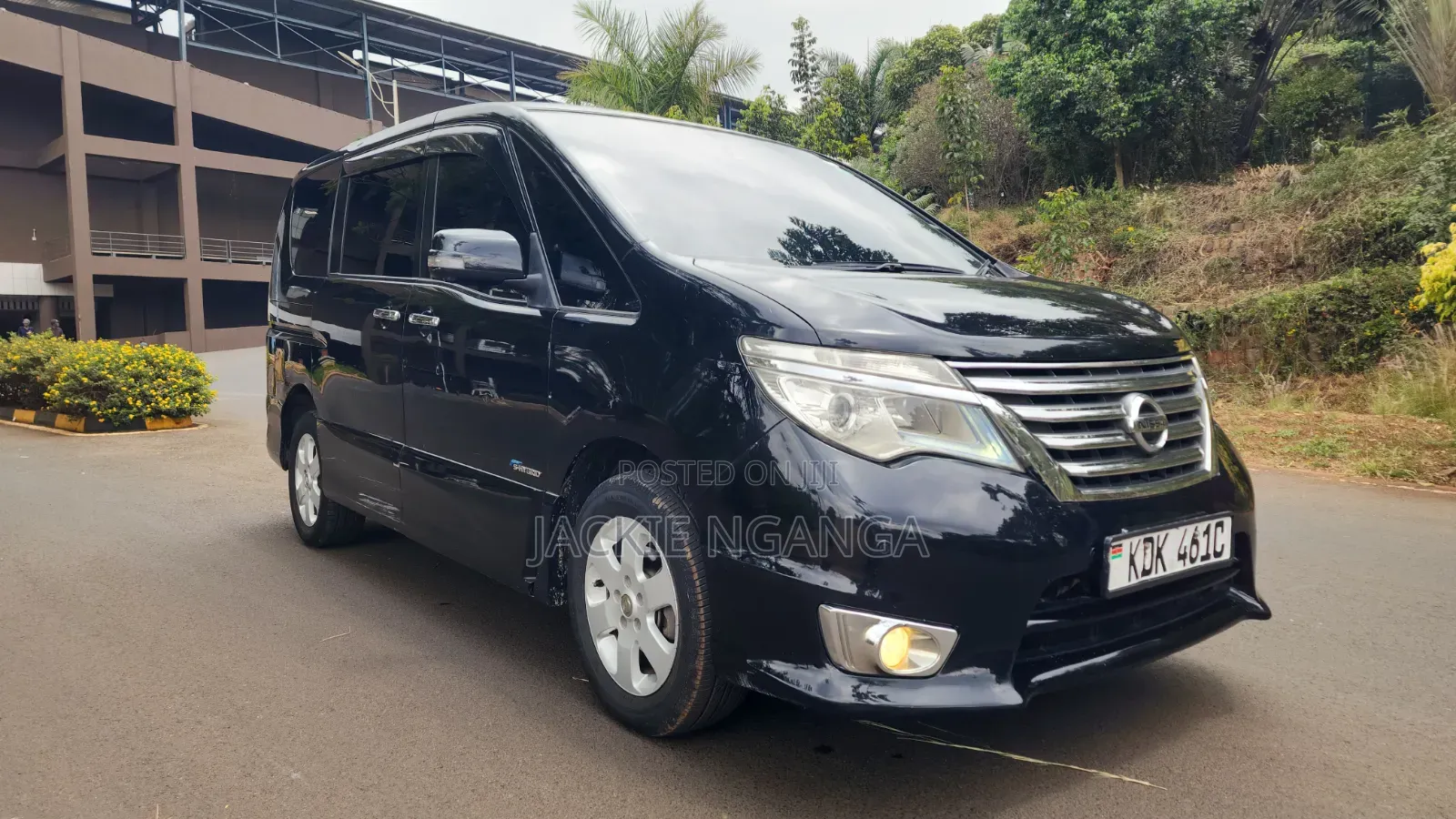 Nissan Serena 2016 Black