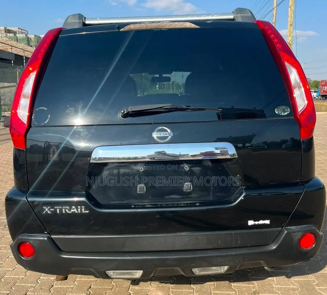 Nissan X-Trail 2010 Black