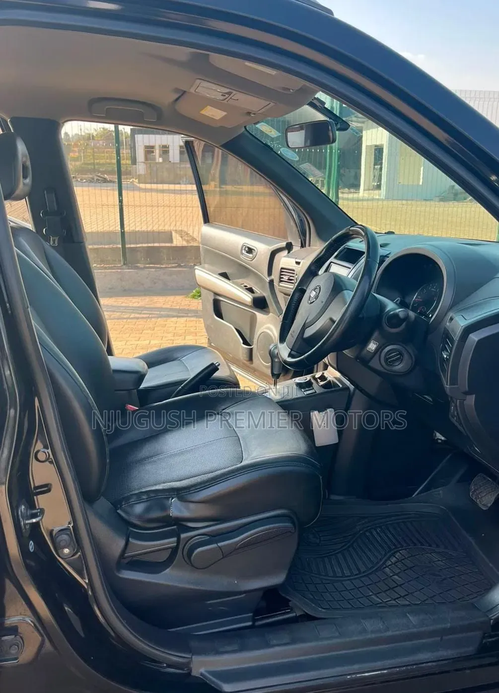 Nissan X-Trail 2010 Black
