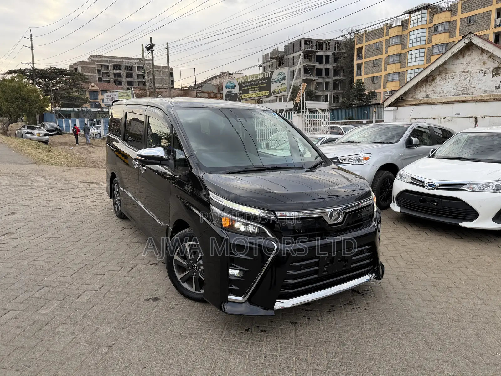 Toyota Voxy ZS Kirameki II 2WD 7-Seater 2019 Black