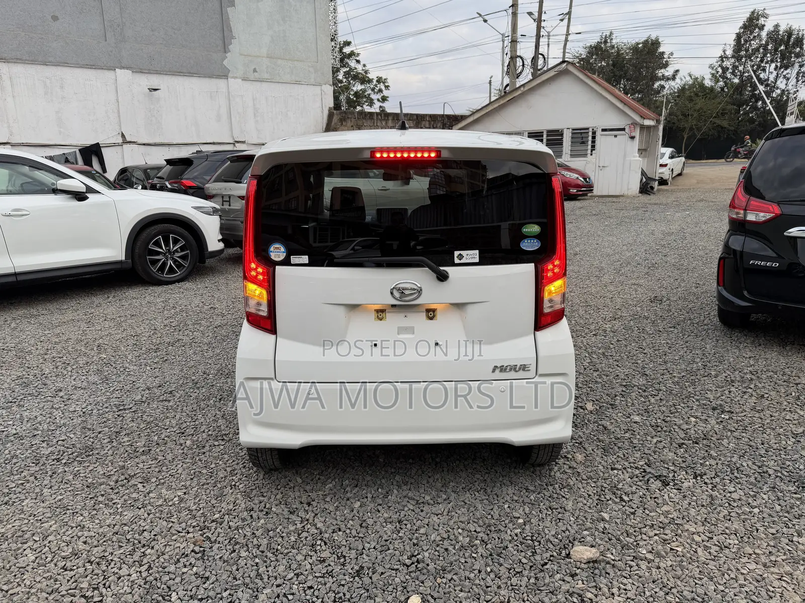 Daihatsu Move 2021 White