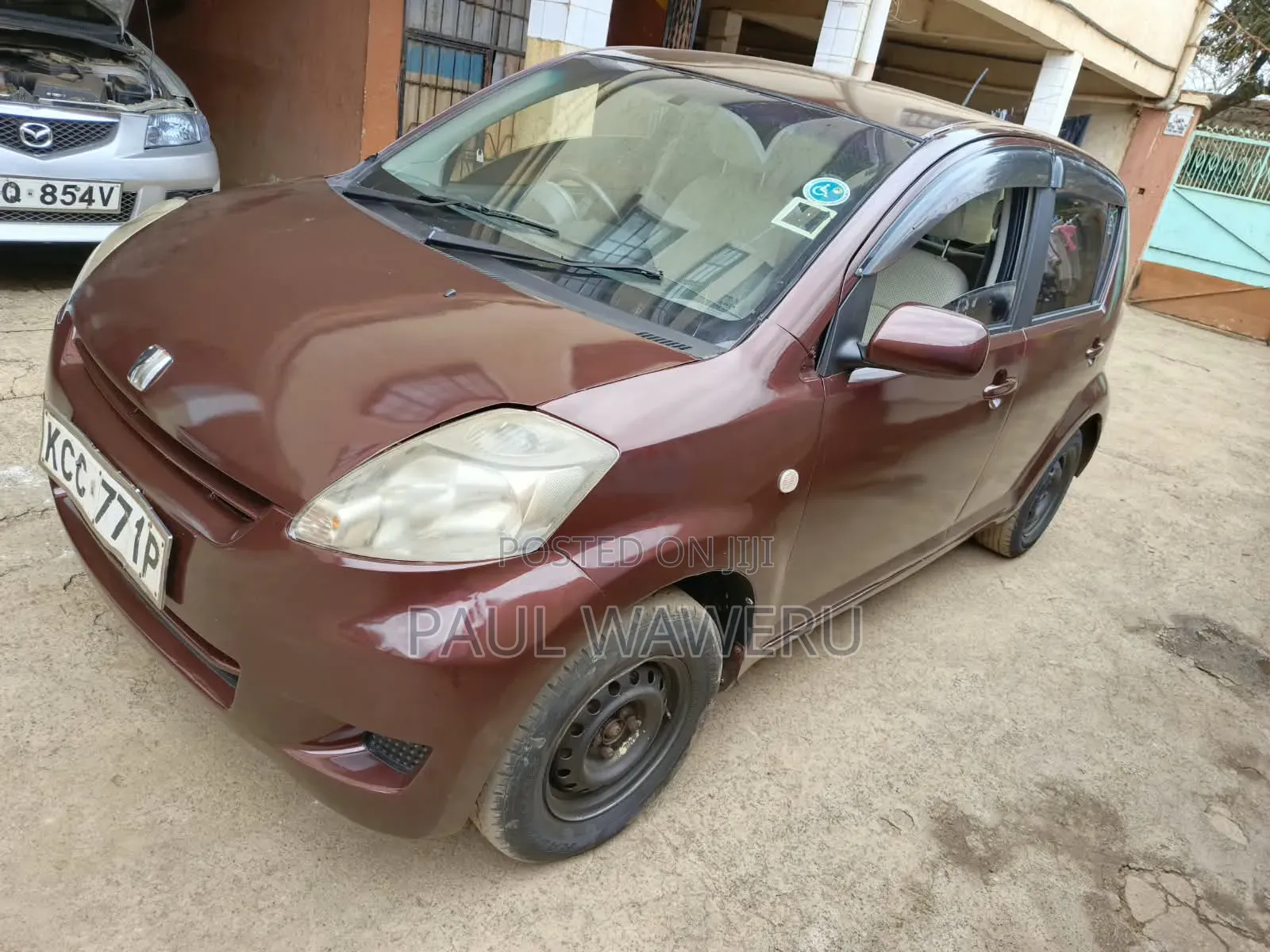 Toyota Passo 1.3 FWD 2007 Maroon