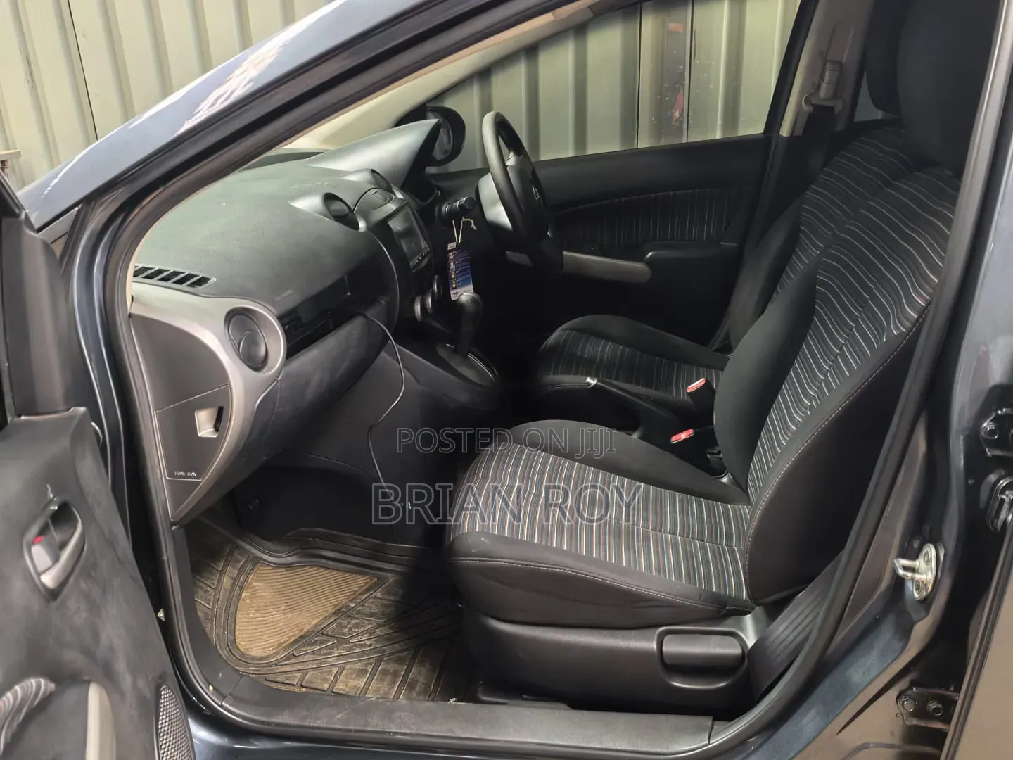 Mazda Demio 2010 Gray