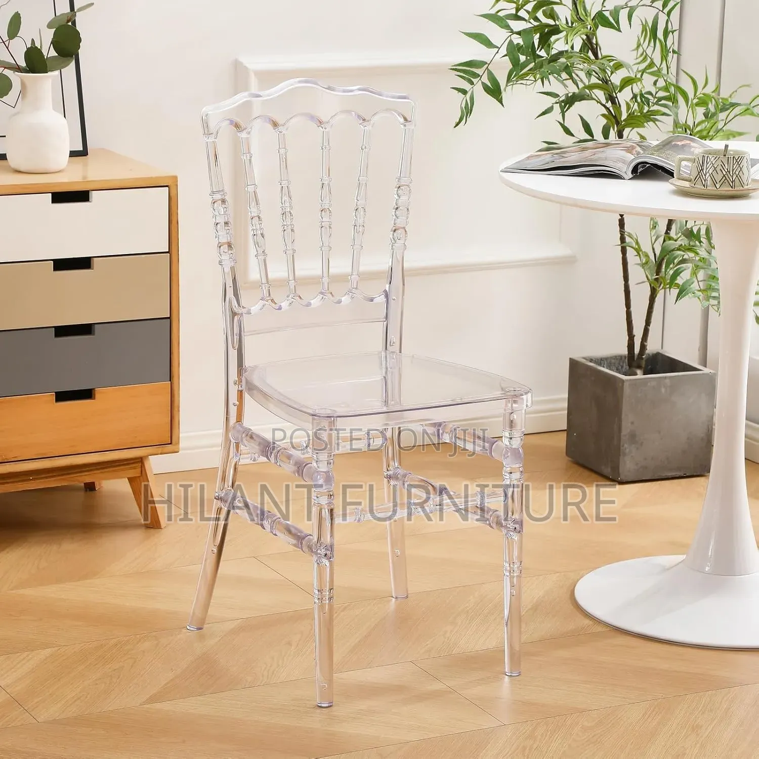 Clear Acrylic Chiavari (Tiffany) Event Chair