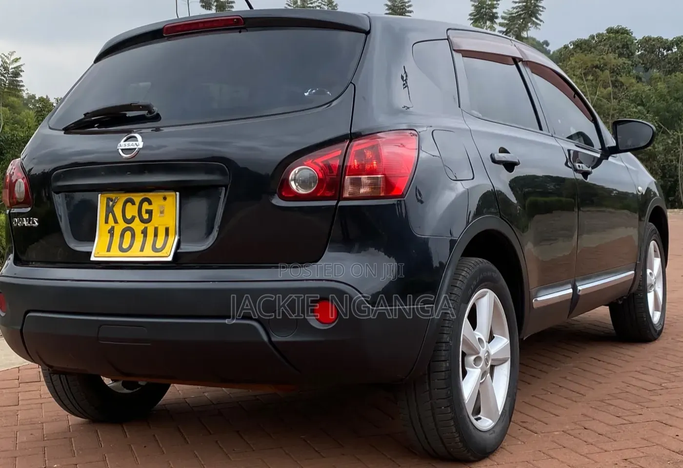 Nissan Dualis 2010 Black