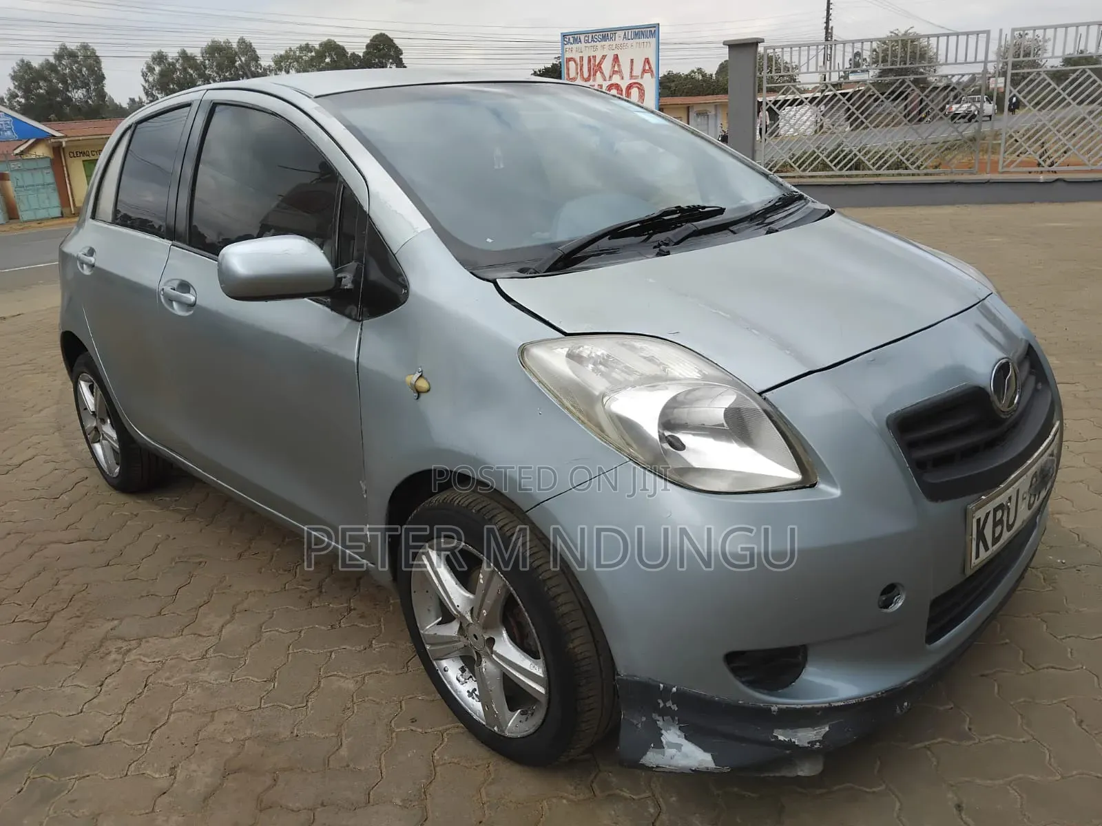 Toyota Vitz 2006 Gray