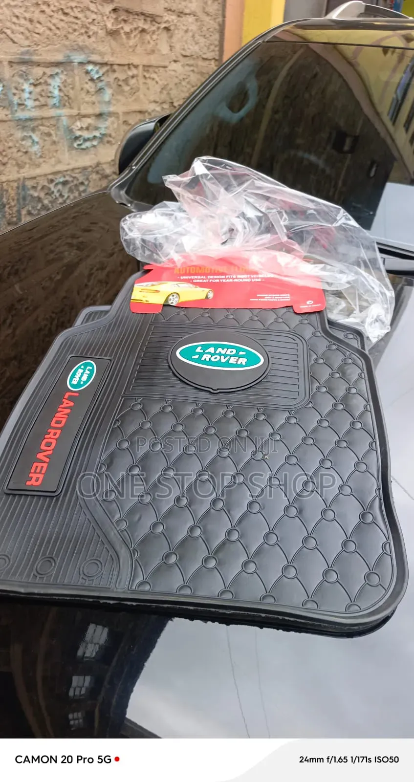 Land Rover Floor Mats Designed 2 Provide Interior Protection From Dirt