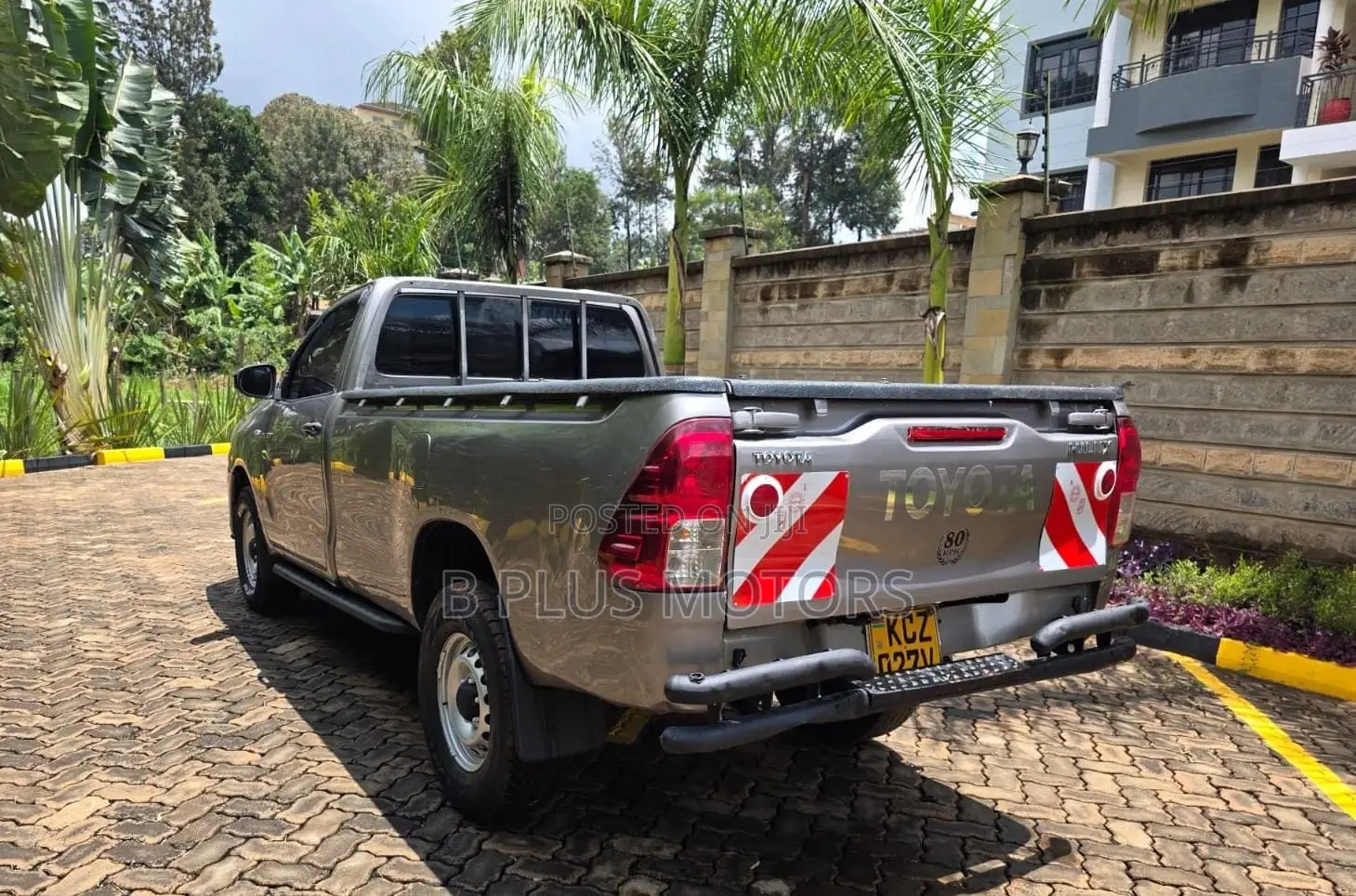 Toyota Hilux 2020 Gray