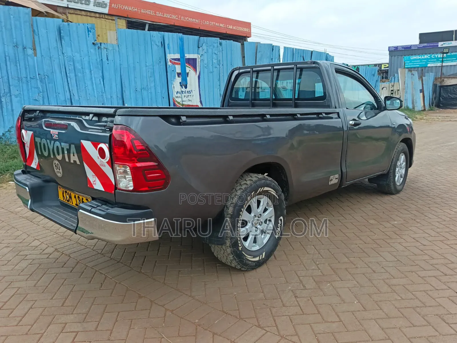 Toyota Hilux 2017 Gray