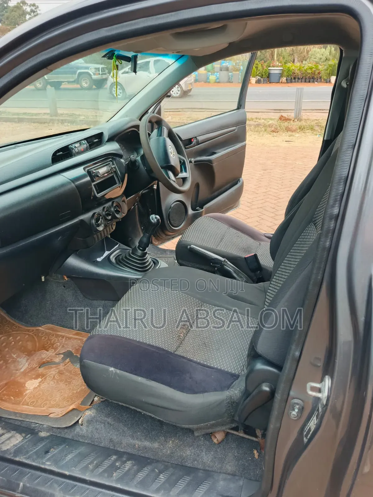 Toyota Hilux 2017 Gray