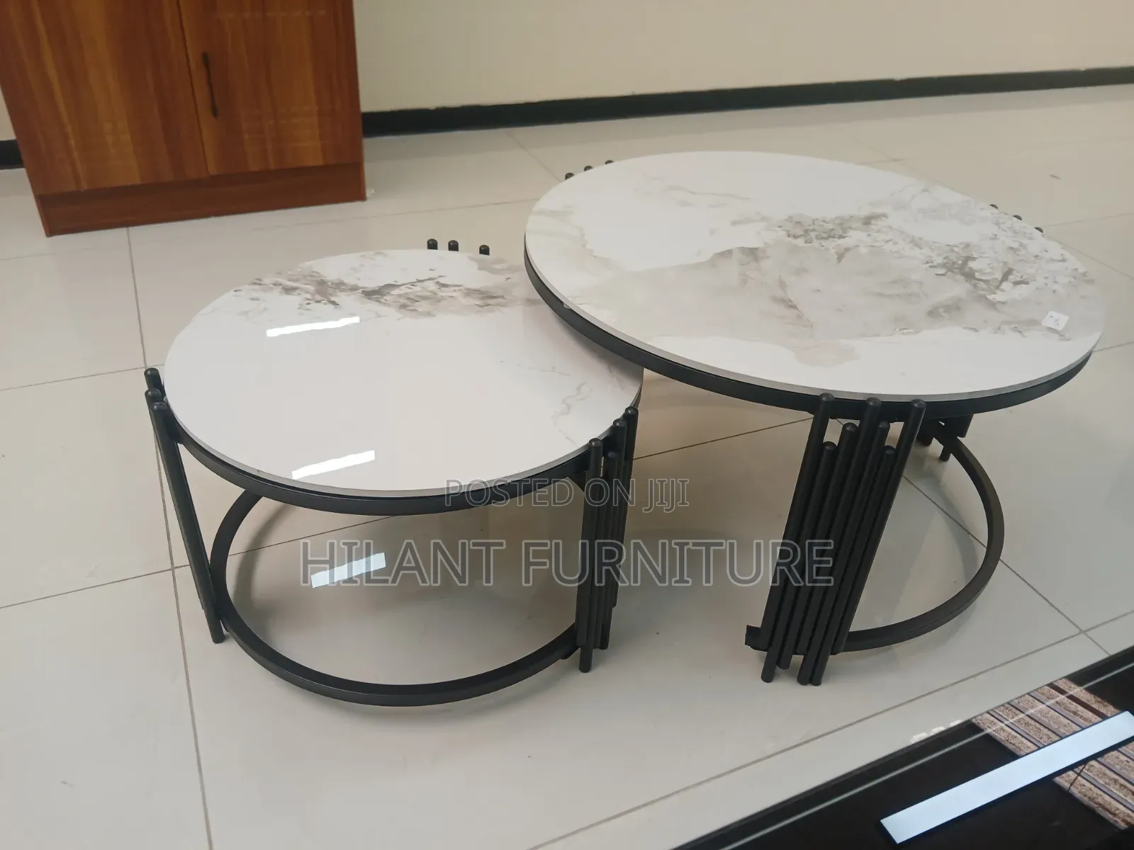 Luxury 2-in-1 Round Marble Nesting Coffee Table Set – Black Frame