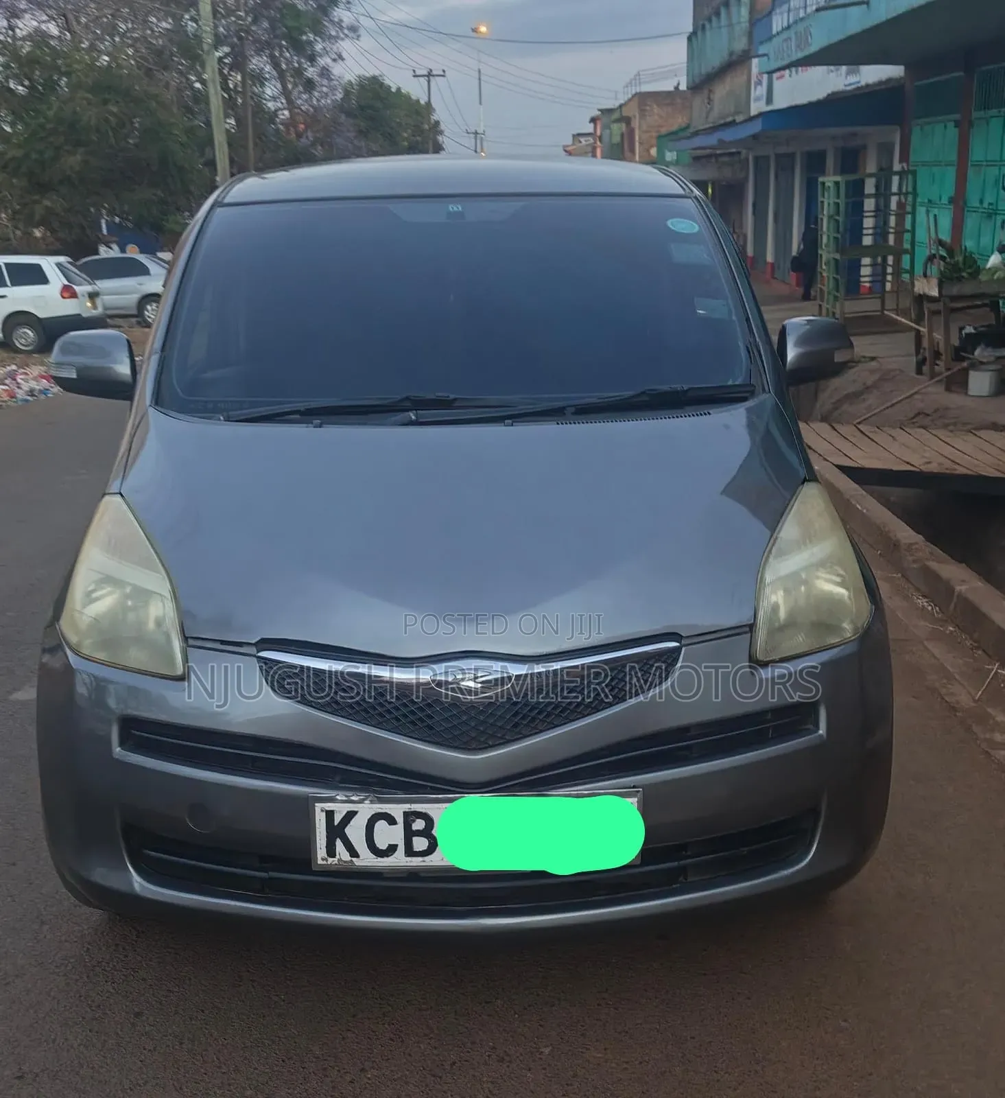 Toyota Ractis 2008 Gray