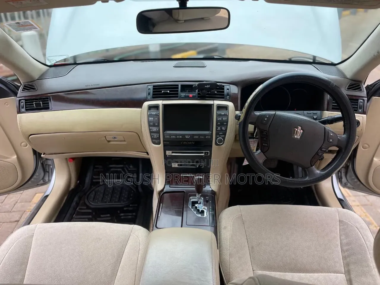 Toyota Crown 2008 Silver