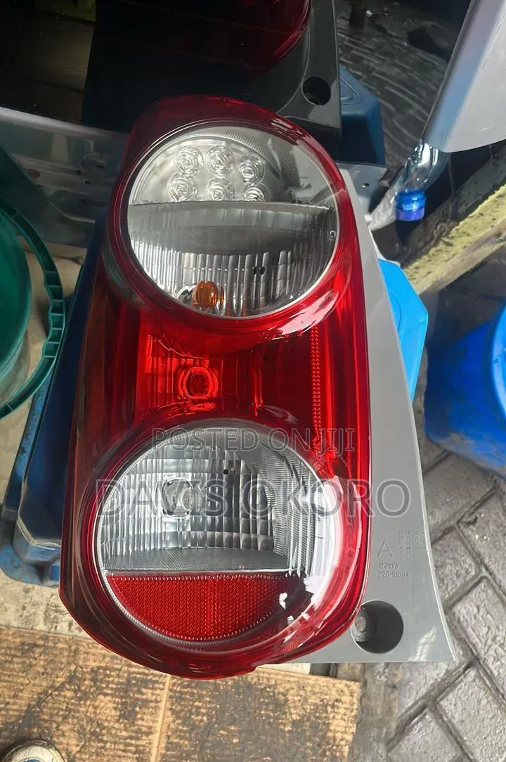 Porte Taillight