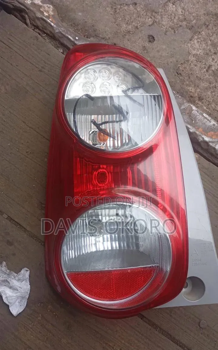 Porte Taillight