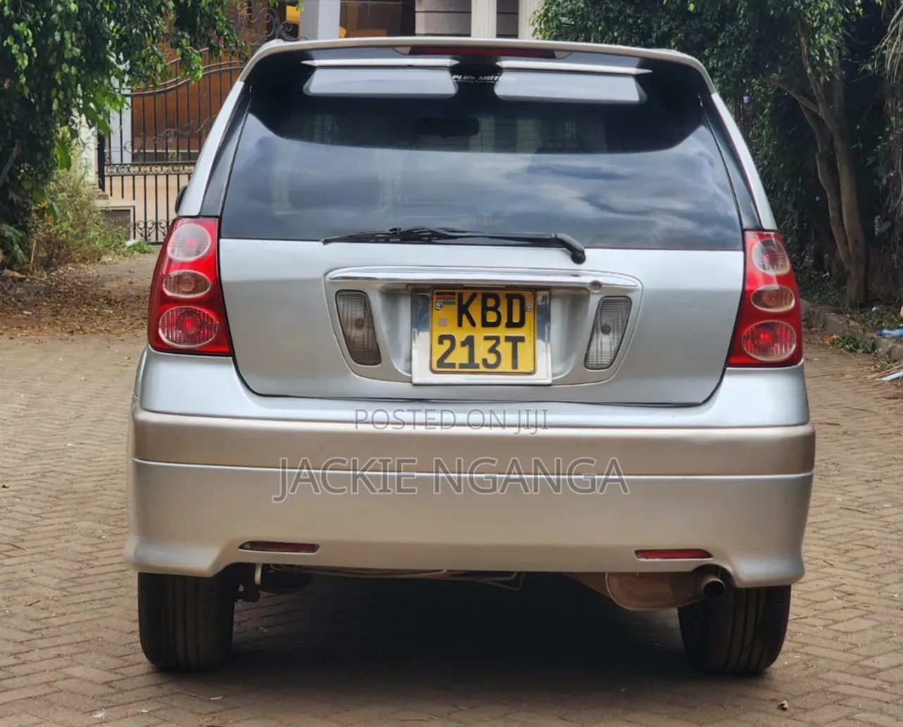 Toyota Nadia 2001 Silver
