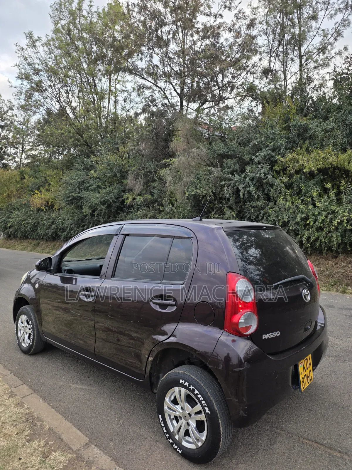 Toyota Passo 1.0 FWD 2013 Burgundy