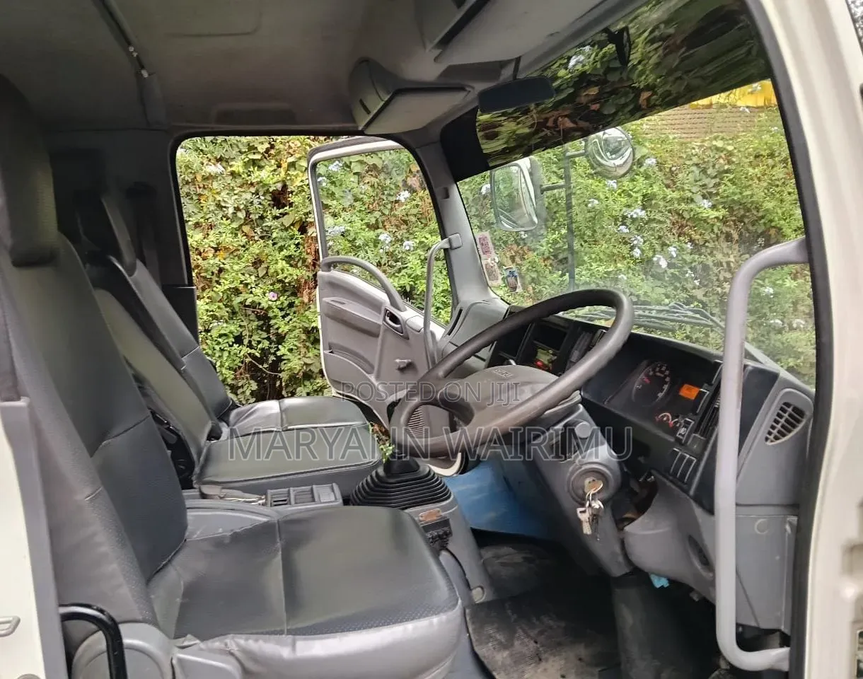 Isuzu FRR Lorry