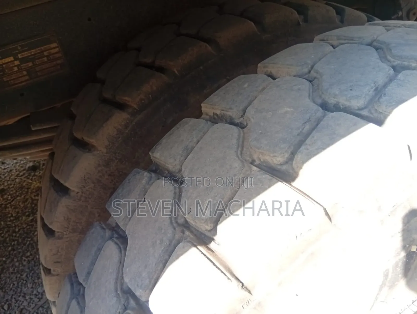 Ashok Layland 2518i