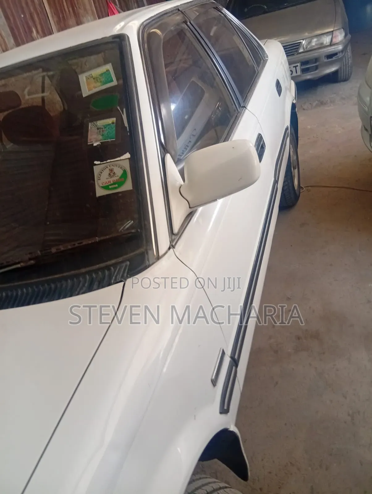 Toyota Corolla 2000 White