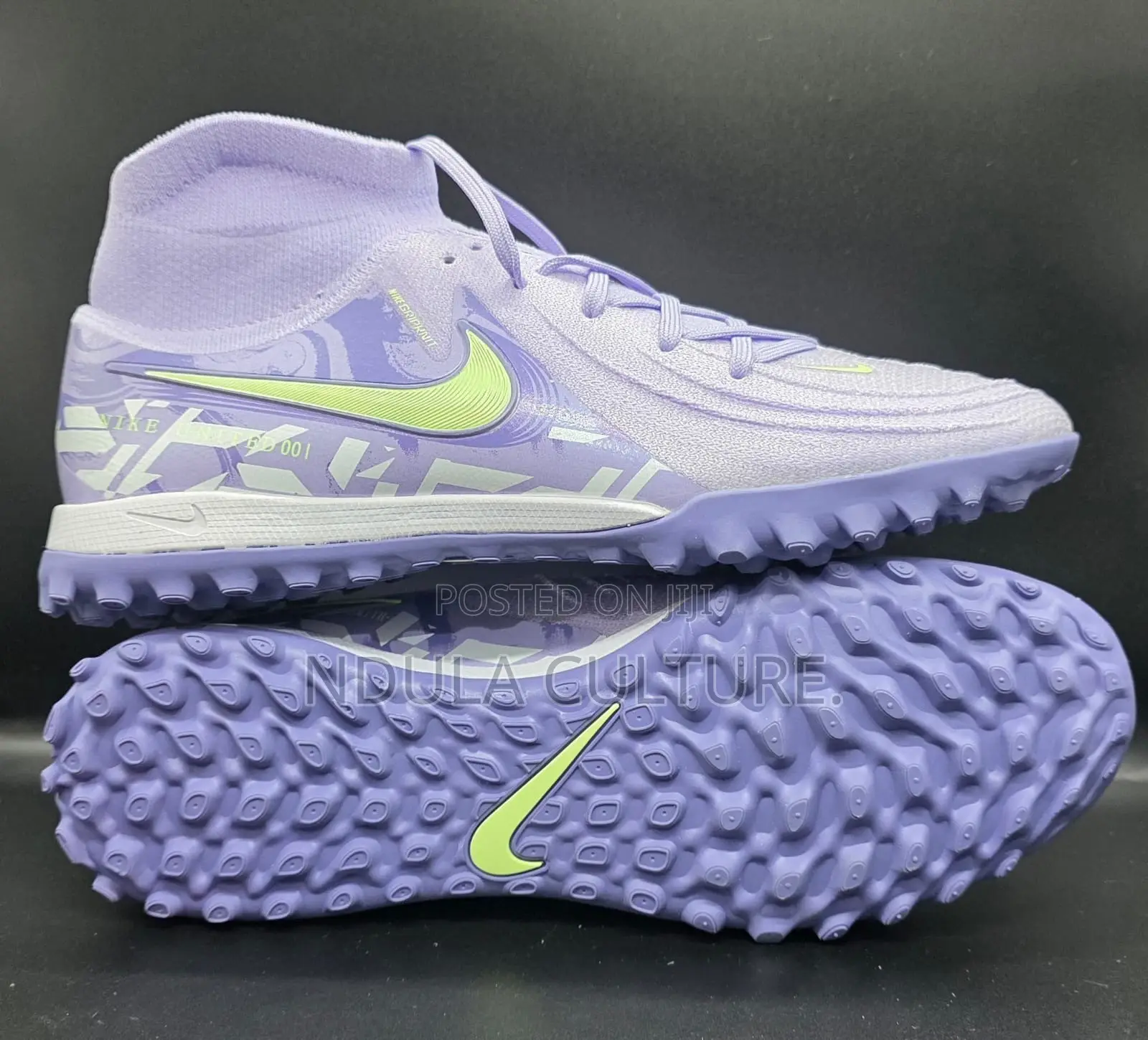 Nike Phantom Luna Academy Turf High Top Trainers