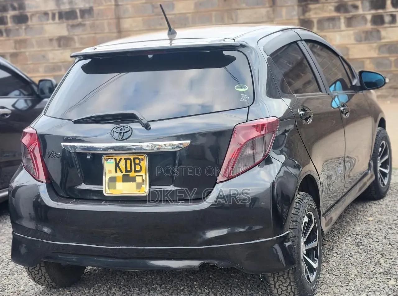 Toyota Vitz 2014 Black