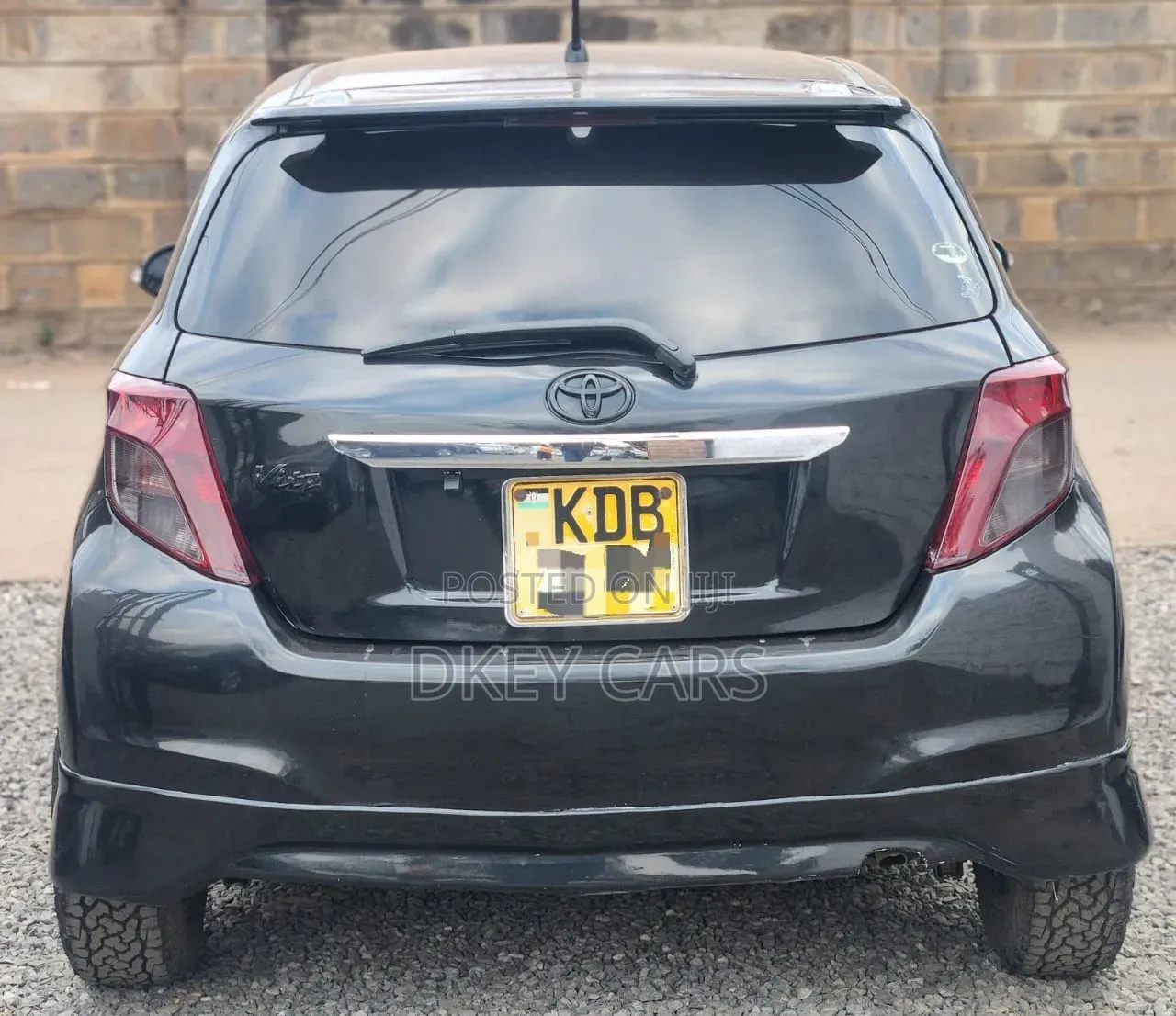 Toyota Vitz 2014 Black